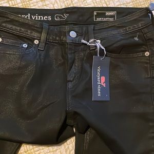 Vineyard Vines black woman’s skinny jeans